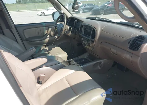 2002 Toyota Sequoia Limited V8 из США, поврежденный, VIN 5TDZT38A22S086828